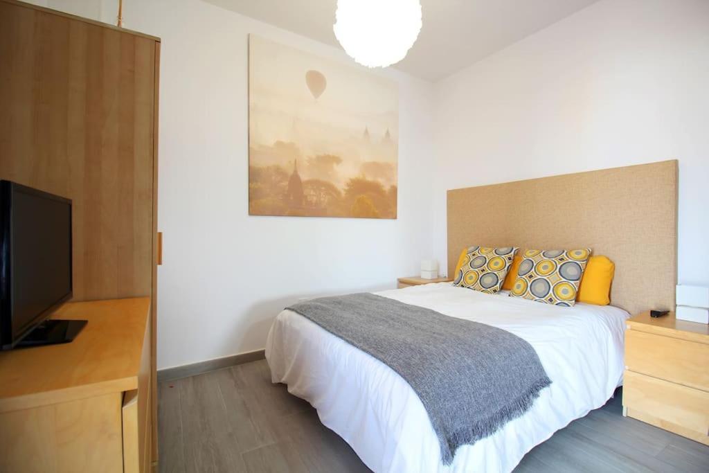 Suite Puerta Osario Con Terraza Seville Exterior photo