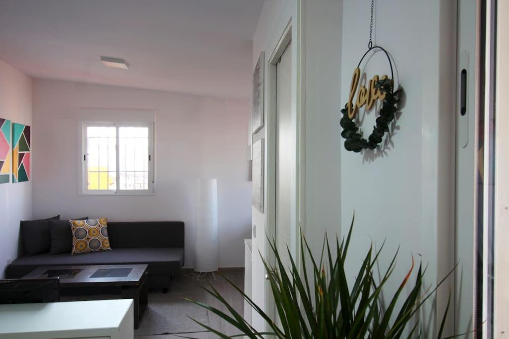 Suite Puerta Osario Con Terraza Seville Exterior photo